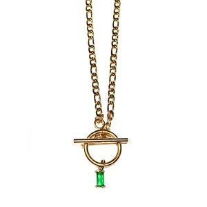 STUNNING 18K Gold Plated Chain Necklace with Lab Created Emerald Accent. NWOT.